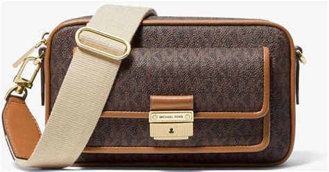 michael kors camera bag outlet|michael kors bradshaw bag.